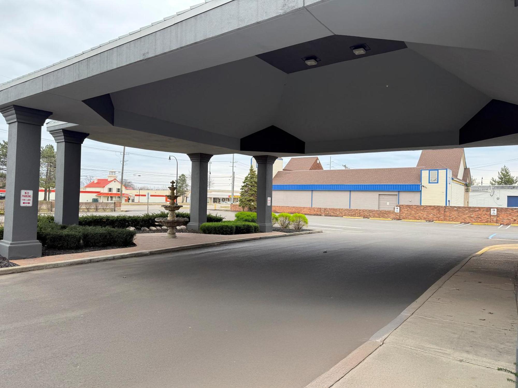 Quality & Banquet Center Hotel